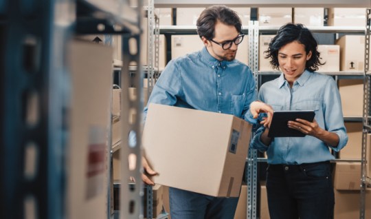 Telecom Leader Cuts Support Call Time by 20% & Boosts CSAT by 5–10%