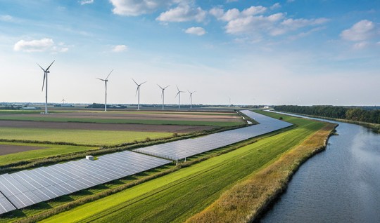 2025 Outlook | Energy & Utilities: The Year for Smarter Grids, AI-Driven Customer Engagement,...